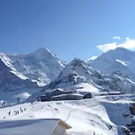 Wengener Hof Szálloda Wengen