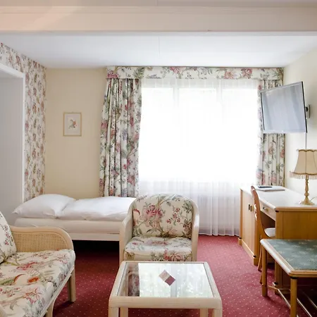 Hotel Wengener Hof 4*