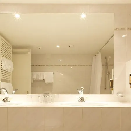 Hotel Wengener Hof 4*